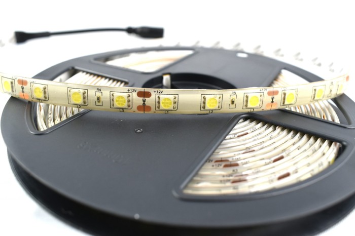 Banda Led 12 V , 5 M , alb rece 6000k - Imagine produs en-gros [6]