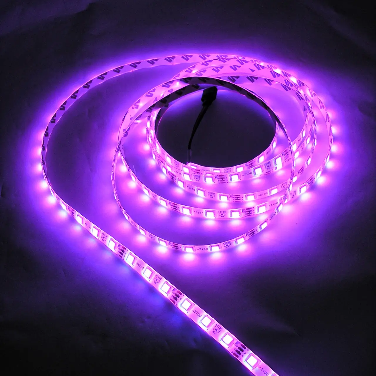 Bandă LED RGB 5m USB cu Muzică și Telecomandă - Imagine produs en-gros [6]