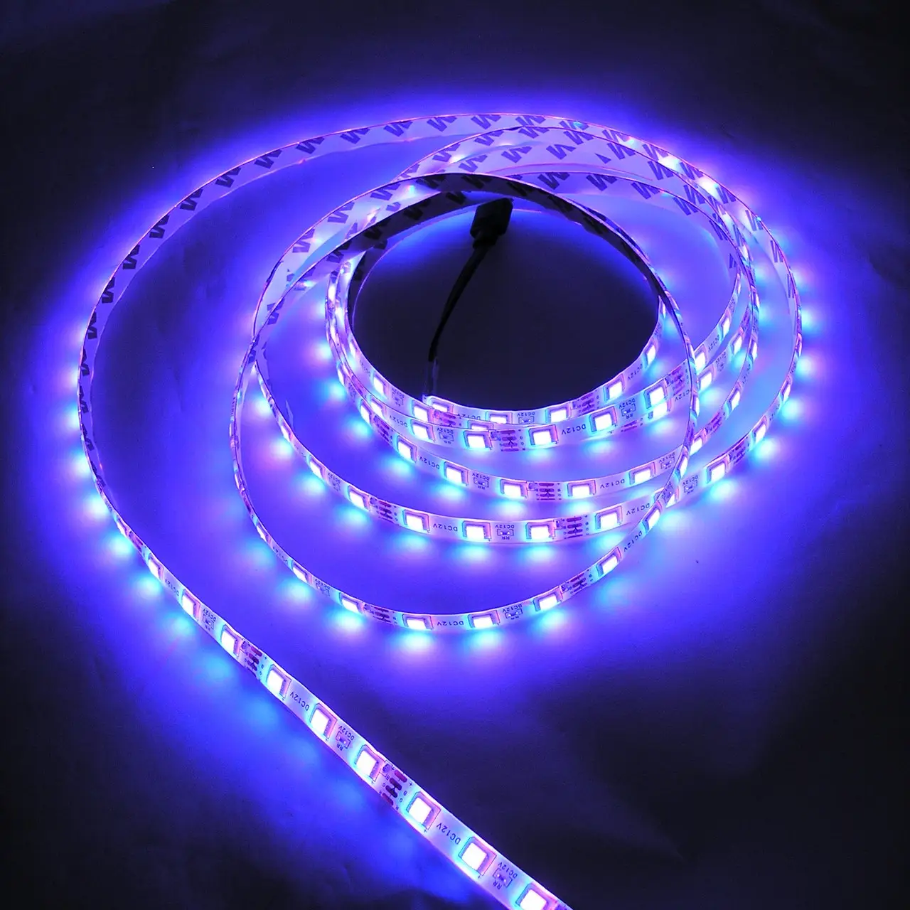 Bandă LED RGB 5m USB cu Muzică și Telecomandă - Imagine produs en-gros [3]