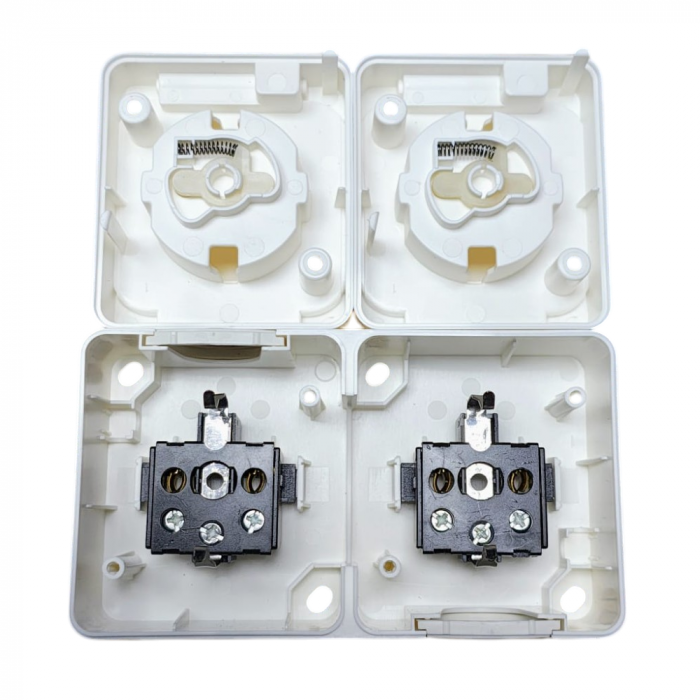 Priză dubla cu împământare si cu protectie copii, IP44 alb, montaj aplicat [4]