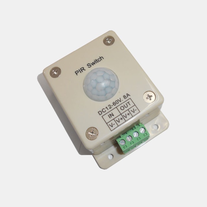 SENZOR DE MISCARE  12V 8A AS06 - Imagine produs en-gros [1]