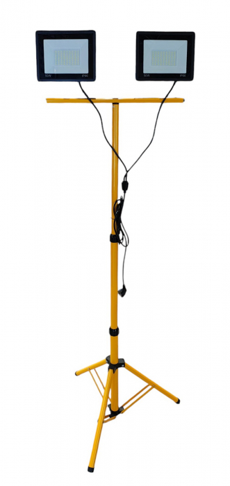 Trepied telescopic cu 2 proiectoare Led de 50W fiecare ,IP66,conectate, plus cablu alimentare de 290 cm [2]
