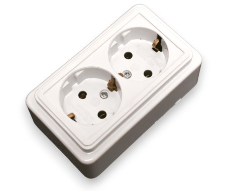 Prize Intrerupatoare Comutatoare touch si pe fir - Priza dubla ceramica cu impamantare montaj aplicat - Imagine produs en-gros