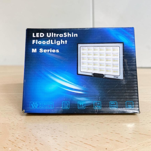 Proiector LED 70W 6500K IP66 montat la exterior pentru iluminarea descriere [4]