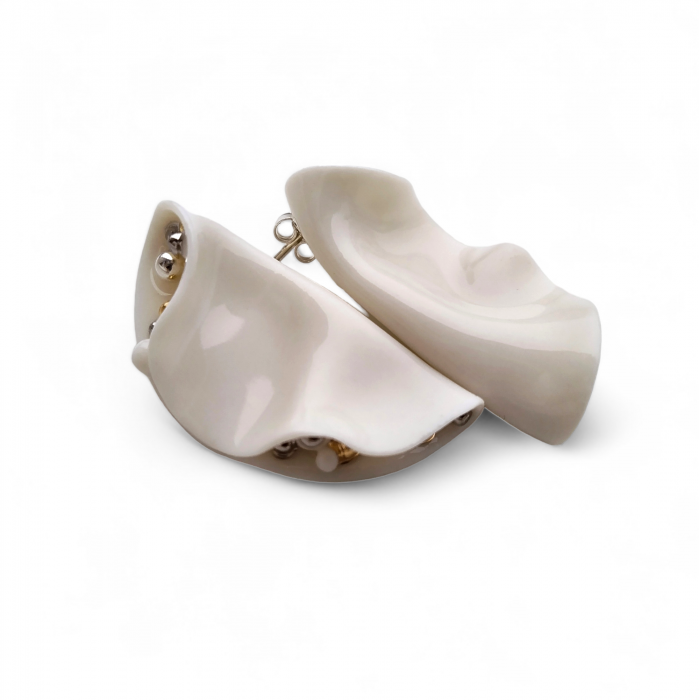 Organic porcelain earrings with gold and platinum marbles - Daniela Cățoi [2]
