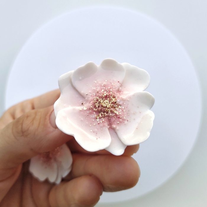 White - rose flower earrings - Daniela Catoi [2]