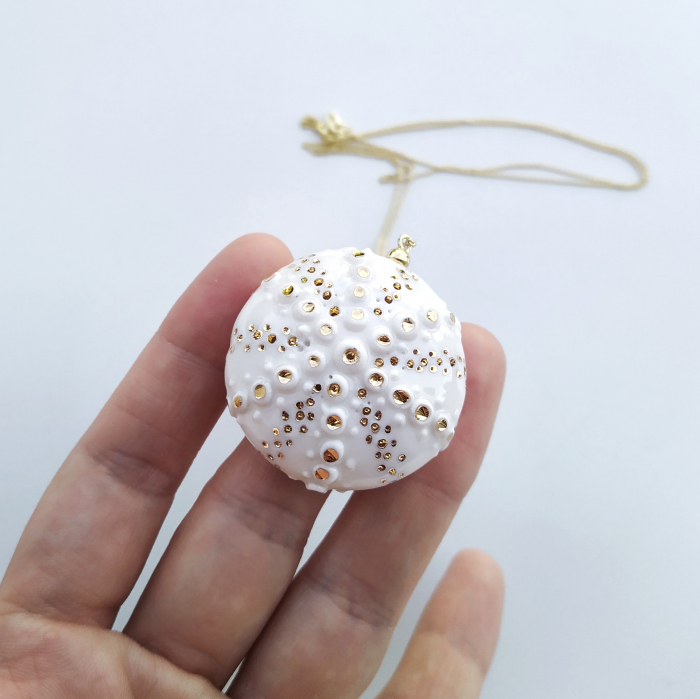 White sea urchin necklace - Daniela Cățoi [4]