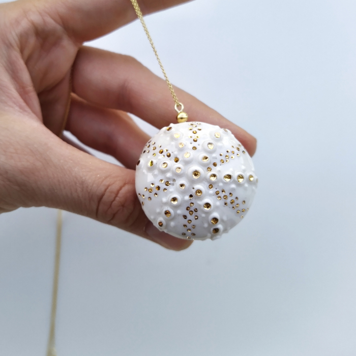 White sea urchin necklace - Daniela Cățoi [2]