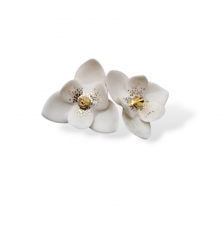 Flora in Porcelain - Six petals flower porcelain earrings  - Daniela Catoi