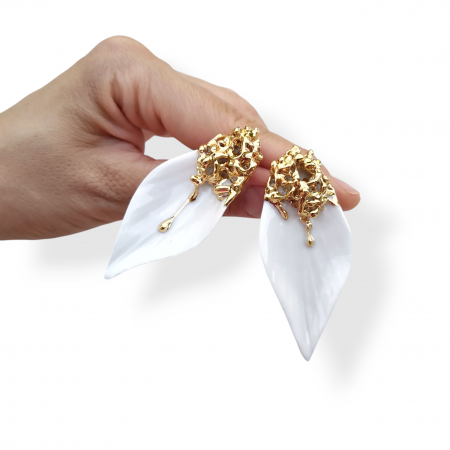 Pearly - Golden - white reef earrings - Daniela Cățoi