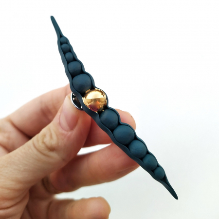 Brooches - Green porcelain pod brooch - Daniela Cățoi