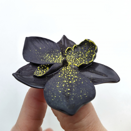 Black orchid porcelain brooch [1]