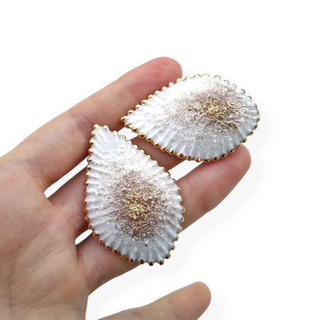 Pearly - Seashell earrings - Daniela Cățoi