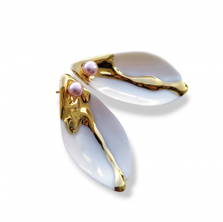 Pearly - Golden drip porcelain earrings - Daniela Cățoi