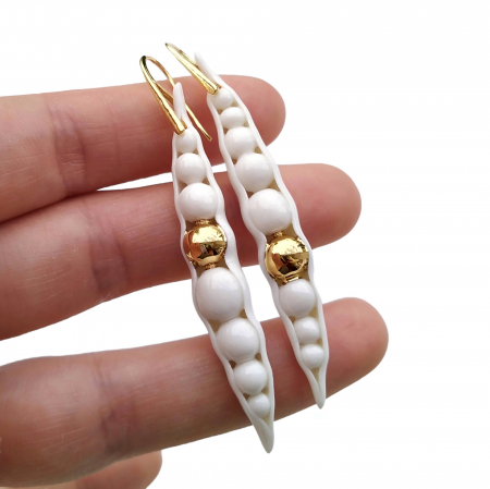 Nature's Hidden Beauties - White pod earrings - Daniela Cățoi