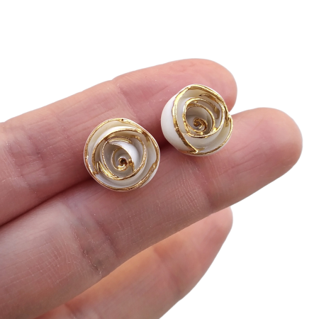 Collections - White - gold rose earrings  - Daniela Cățoi