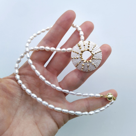 Pearly - White sea urchin pendant with pearls necklace  - Daniela Cățoi