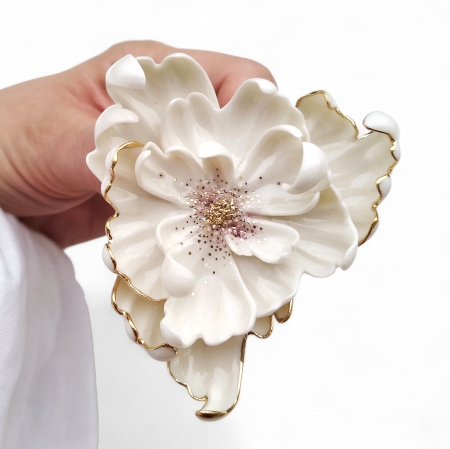 Flora in Porcelain - White porcelain flower brooch