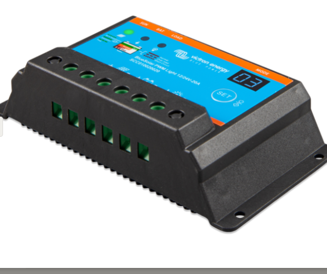 Resigilat: Incarcator solar 12V 24V 20A Victron Energy BlueSolar PWM-Light 12/24V-20A [4]