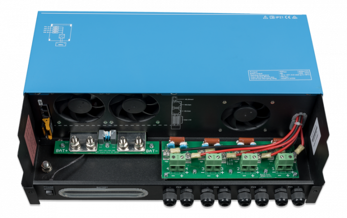 Victron Energy SmartSolar MPPT RS 450/200-MC4 [5]