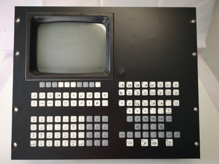 Num 750 - Monitor CRT si tastatura Num 750