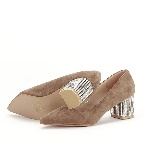 Pantofi maro deschis cu toc mic Ioana 04 [4]