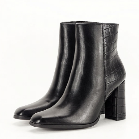 Botine negre cu imprimeu B-9332 117 [1]