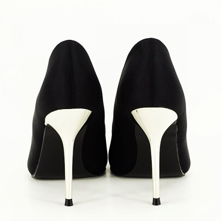 Pantofi negri cu brosa 1700 02 [5]