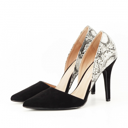 Femei - Pantofi negri decupati lateral Lori 03