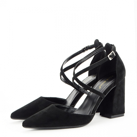 Femei - Pantofi negrii eleganti 8709 04
