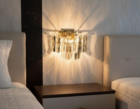 Aplică perete 3361 – metal auriu cu cristale K9, stil modern elegant, 25×30 cm [2]