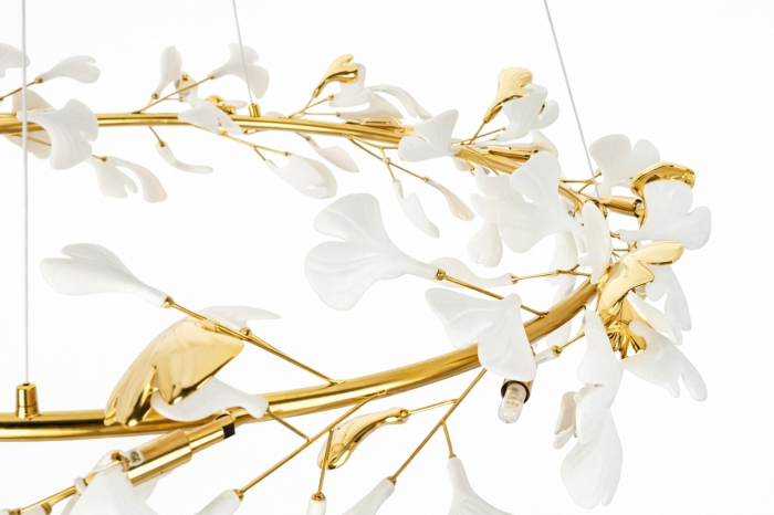 Lustră suspendată 9080 cu structură florală aurie și petale decorative, design modern, 60–80 cm [3]