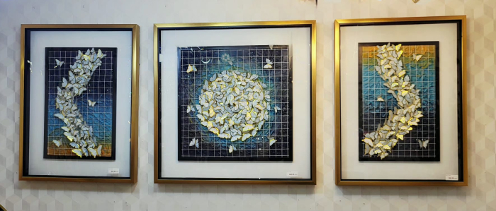 Tablou Decorativ 3D Fluturi 25203, Hârtie Texturată Albastru, Elemente 3D, Ramă Aurie 6 cm [3]