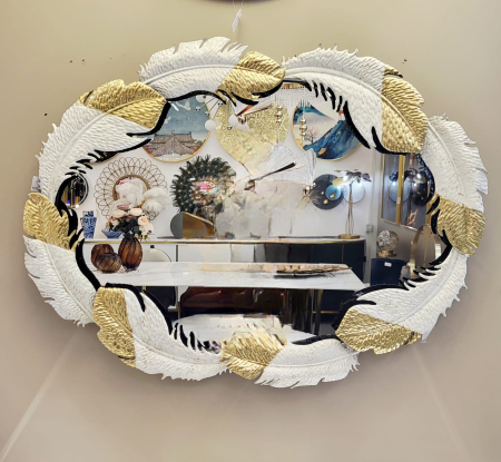 OGLINZI - Oglindă ovală decorativă 16471 – ramă artistică cu pene albe și accente aurii, 85x65 cm