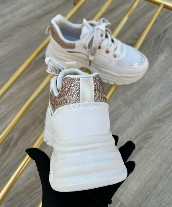 Adidași Karla [7]