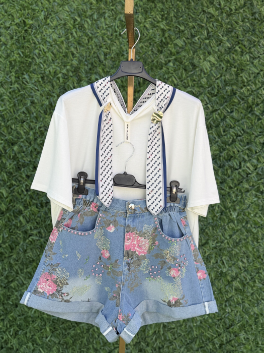 Compleu format din Tricou și Blugi 02 [2]