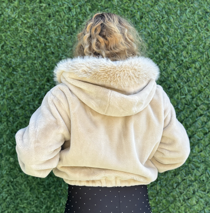 Geaca din Blana Ania-bej [5]
