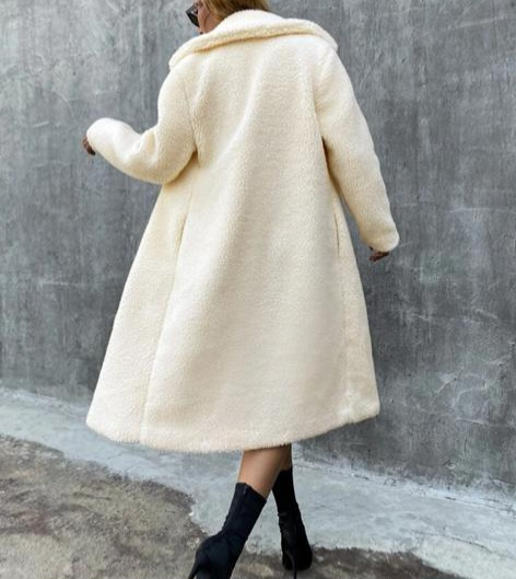 Palton Teddy Alb [6]