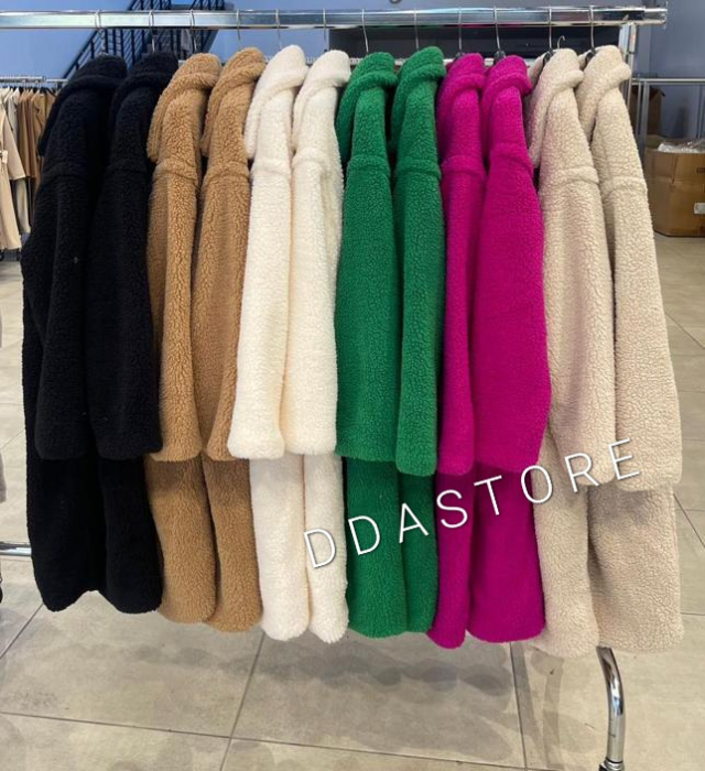 Palton Teddy Alb [4]