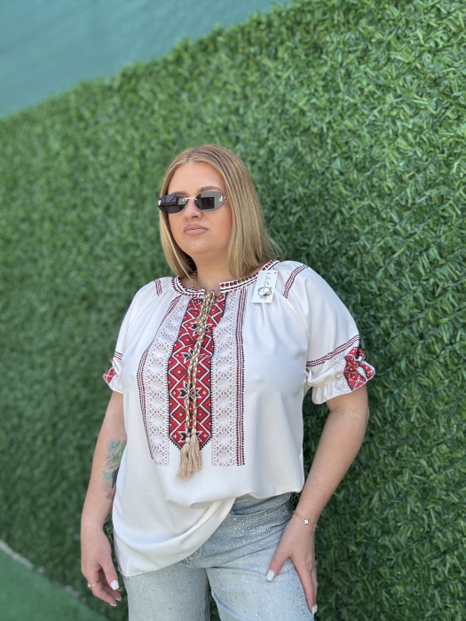 Tricou cu motive tradiționale-rosu [3]