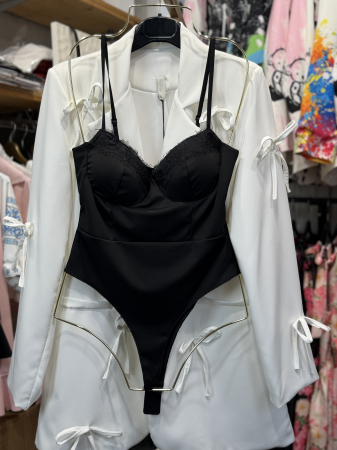 NOUTATI !!! - Body Damă cu Dantelă Negru