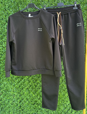 Compleu Miu negru [1]