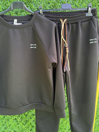 Compleu Miu negru [2]