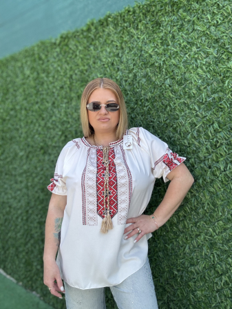 TRICOURI - Tricou cu motive tradiționale-rosu