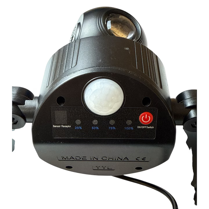 Proiector Solar LED Dublu 200W, Senzor Mișcare, IP67, Baterie 6000 mAh, Telecomandă Inclusă, Iluminare Exterior Curte și Garaj [4]