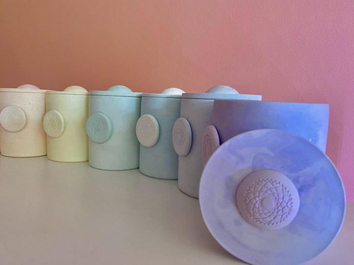 Set lumanari " 7 Chakre "  in recipient de ceramica mare, cu capac. [4]