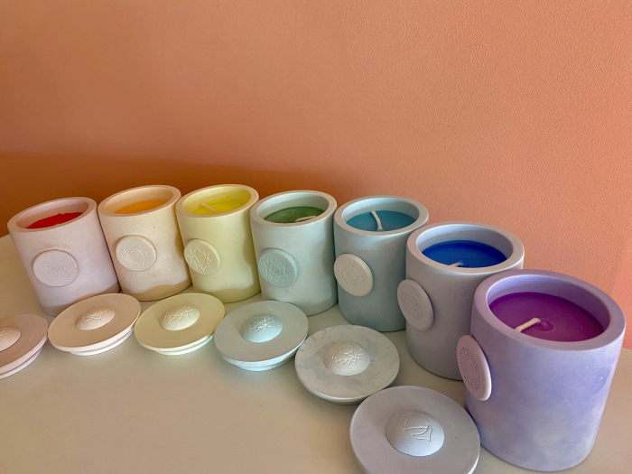 Set lumanari " 7 Chakre "  in recipient de ceramica mare, cu capac. [3]