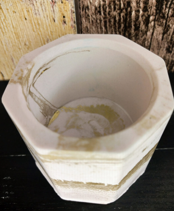 Recipient (pahar) hexagonal din ceramica alb/auriu [2]