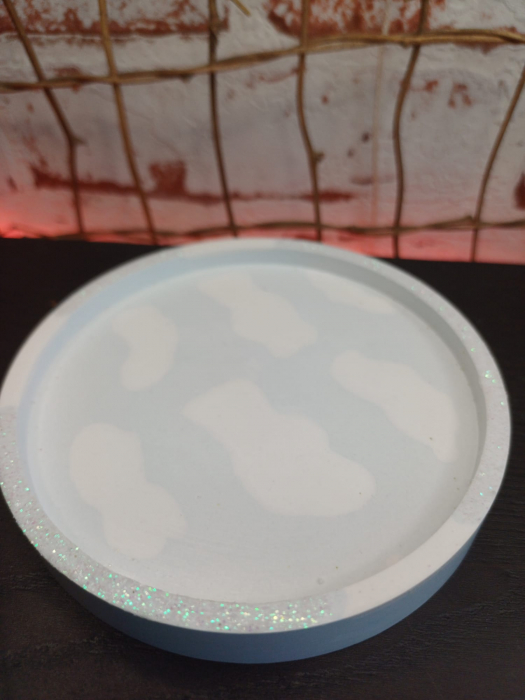 Lumanare "ingeras pe nor " cu farfurioara din ceramica bleu. [14]