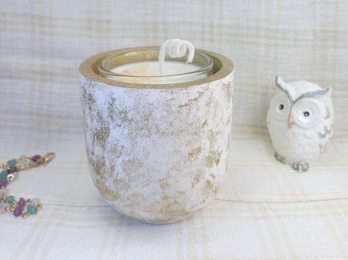 Set decorativ - lumanare in pahar de sticla si un recipient din ceramica handmade alb auriu [4]